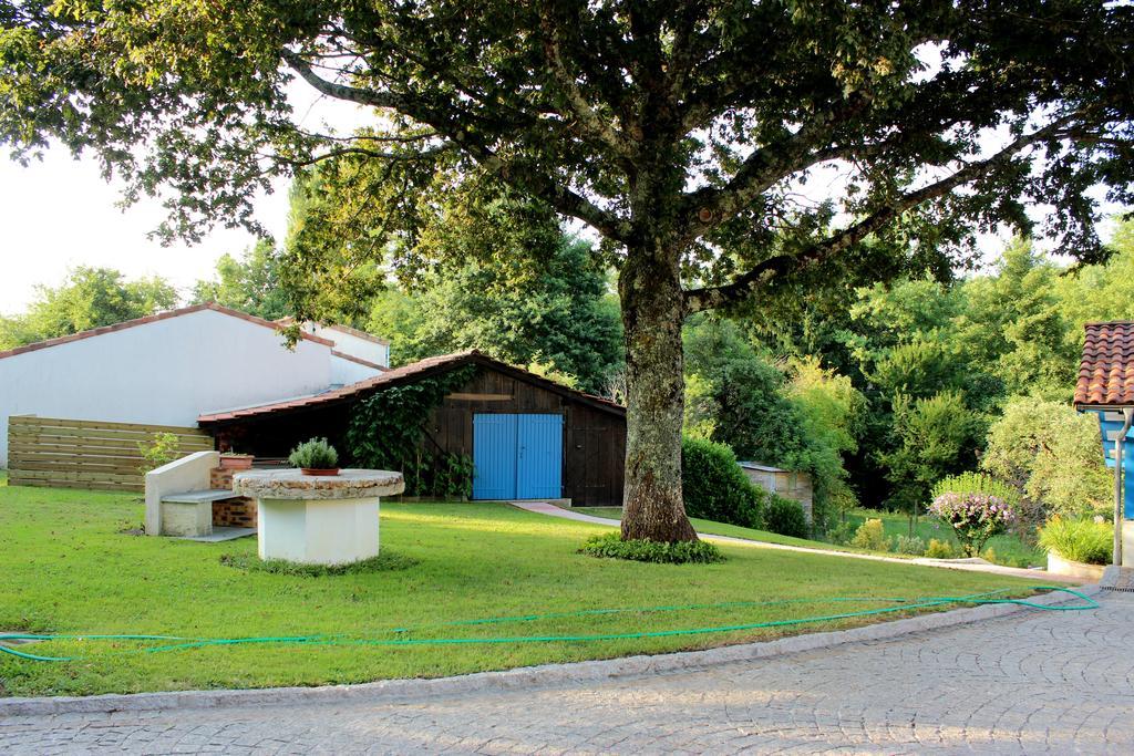 Chambre D'Hotes Au Sargaillon Pouillon Bagian luar foto