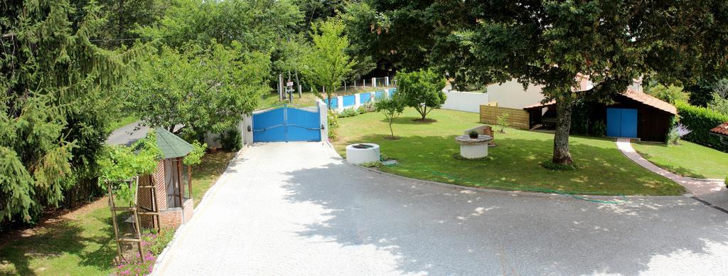 Chambre D'Hotes Au Sargaillon Pouillon Bagian luar foto